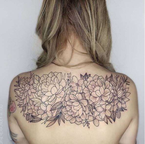 Bonito diseño e ideas de tatuajes florales