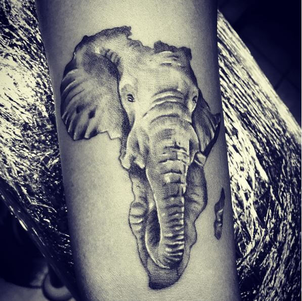 Diseño De Tatuajes De Elefante Africano