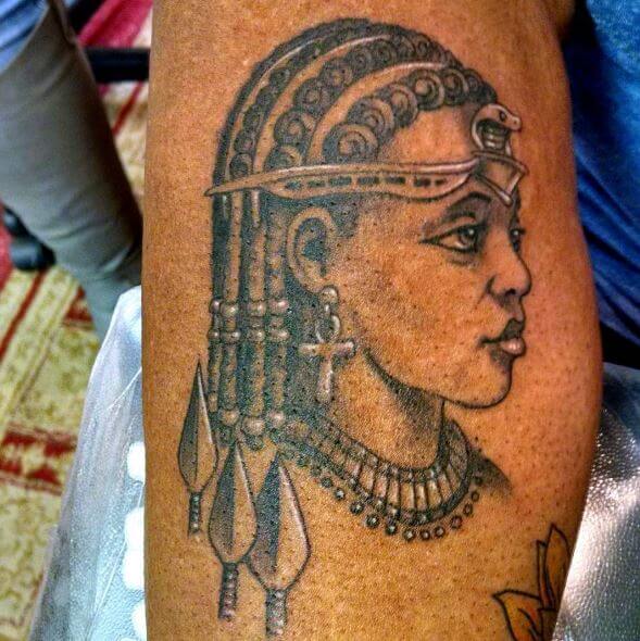 Nuevo diseño de tatuajes africanos para mujeres