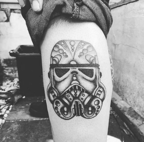 Diseño de tatuajes de Star Wars en blanco y negro