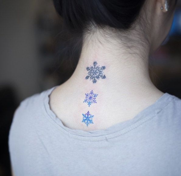 Tatuaje tribal del copo de nieve (1)