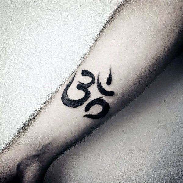 Diseños de tatuajes Om 51