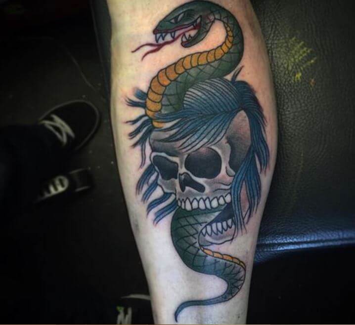 Tatuaje De Serpiente De Calavera