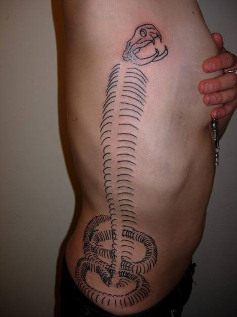 Tatuaje De Esqueleto De Serpiente