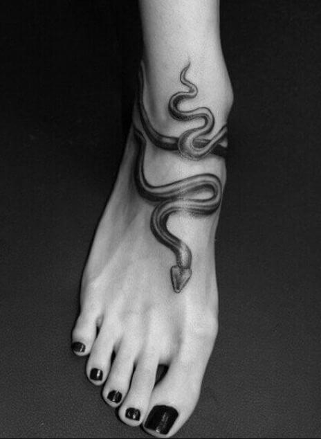 Tatuajes De Serpientes En Los Pies
