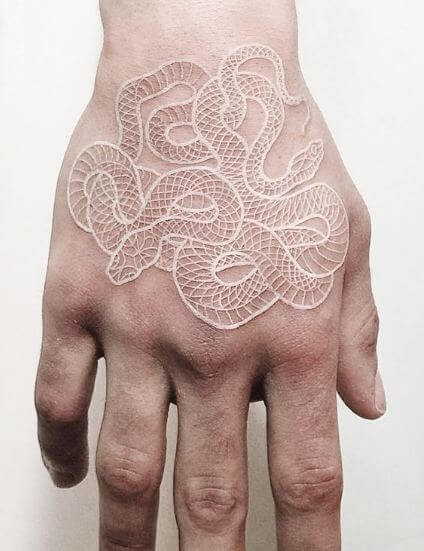 Tatuaje De Serpiente Blanca