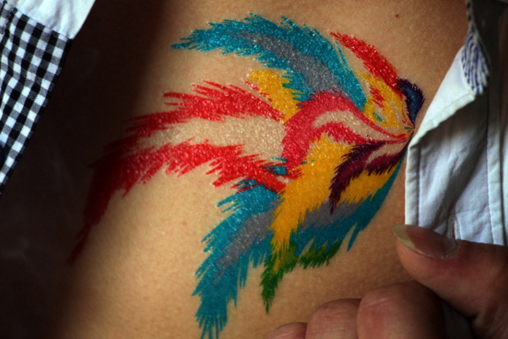 32 Tatuaje De Arco Iris