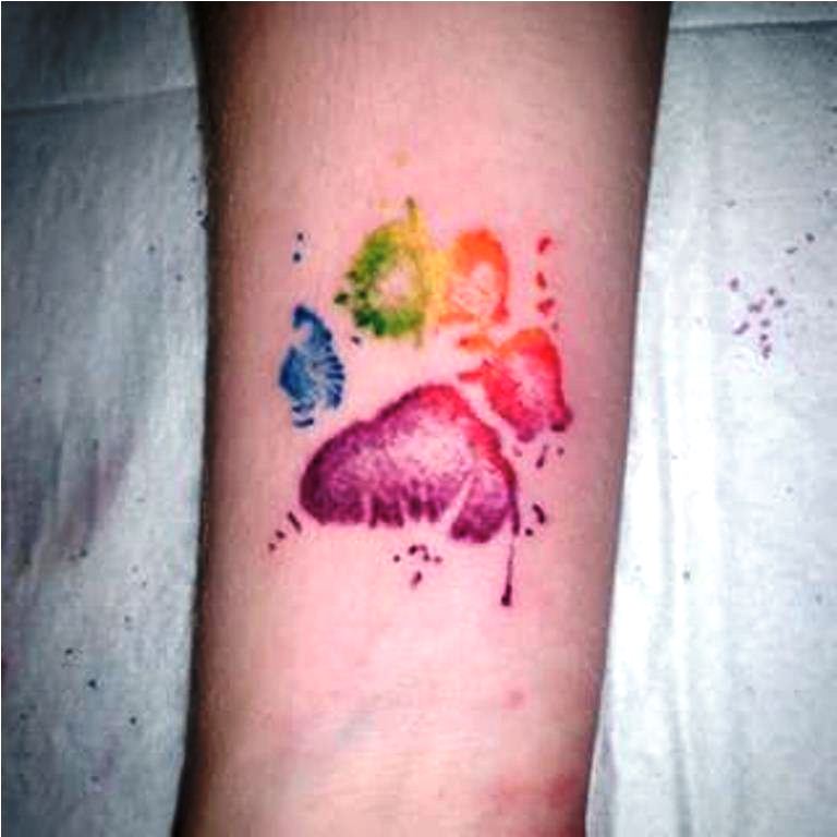 39 tatuaje de acuarela de arco iris