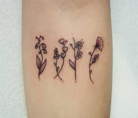 Tatuajes Femeninos De Flores
