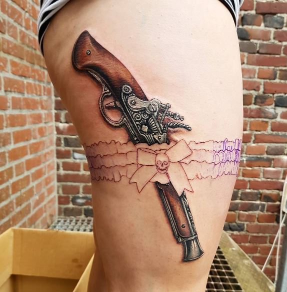 Diseño de tatuajes de liga con pistola