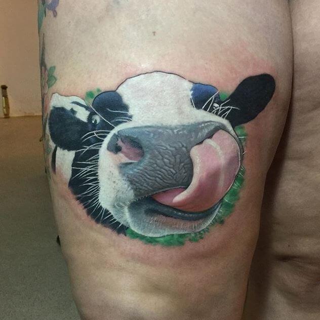 Tatuaje De Vaca Gracioso
