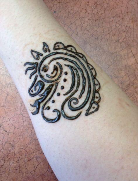 Tatuajes De Henna De Caballo