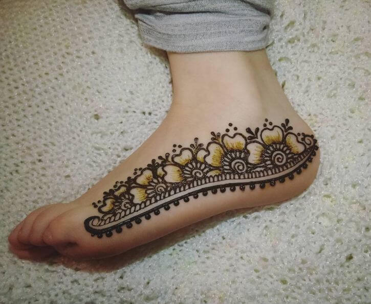 Tatuajes De Henna En Los Pies