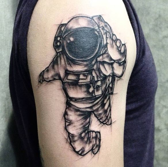 Tatuajes De Astronauta En El Bíceps