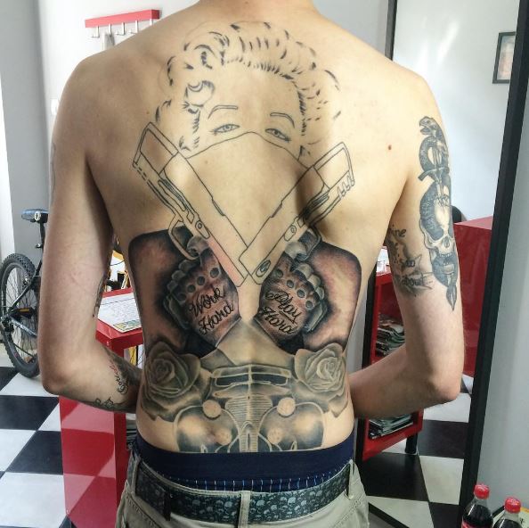 Diseño de tatuajes gangsta espalda completa