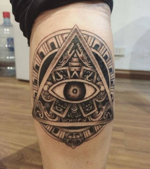 Tatuajes Illuminati Símbolo Maorí