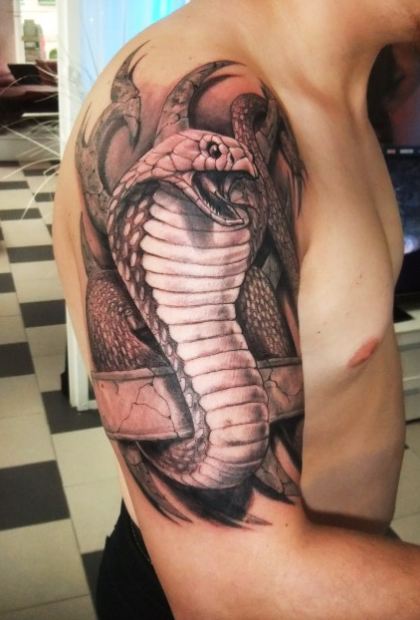 Tatuajes De Mitad De La Serpiente