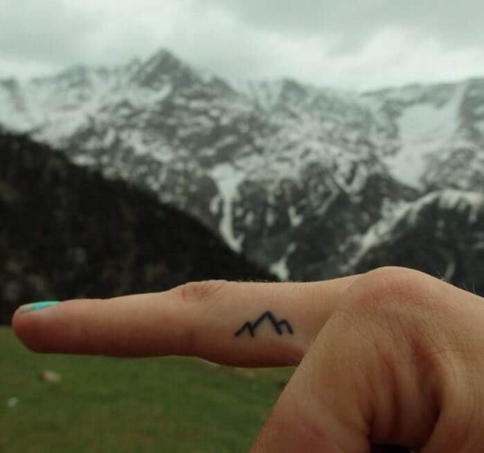 Pequeños Tatuajes De Montaña