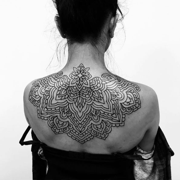 Mejores Tatuajes De Mandala Para Mujeres