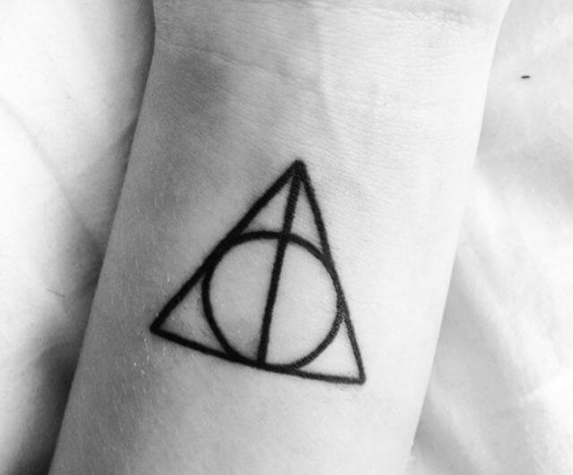 Tatuajes De Harry Potter Reliquias De La Muerte