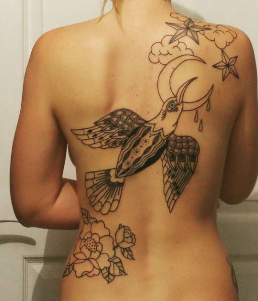 Ideas y diseños de tatuajes de aves en la espalda completa
