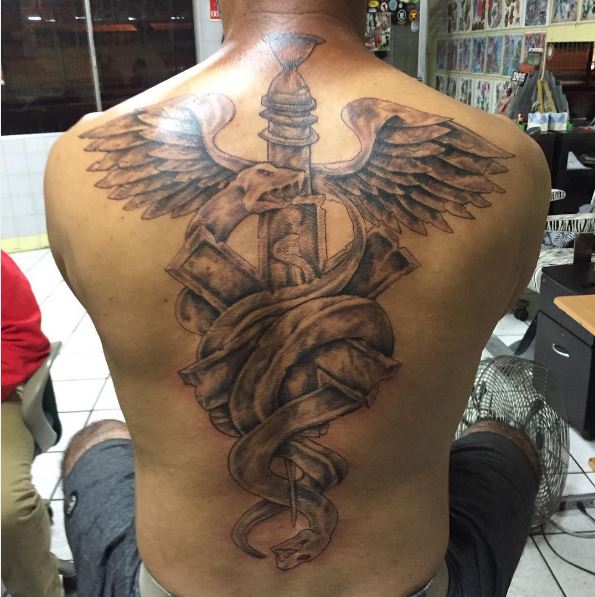 Tatuajes Cristianos En La Espalda Completa