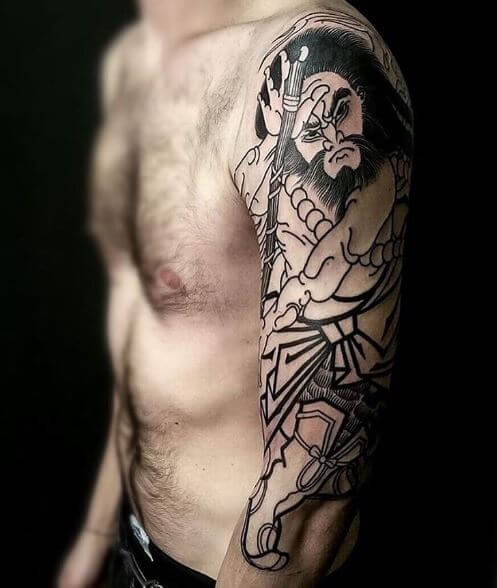 Tatuaje de samurái en el brazo 18