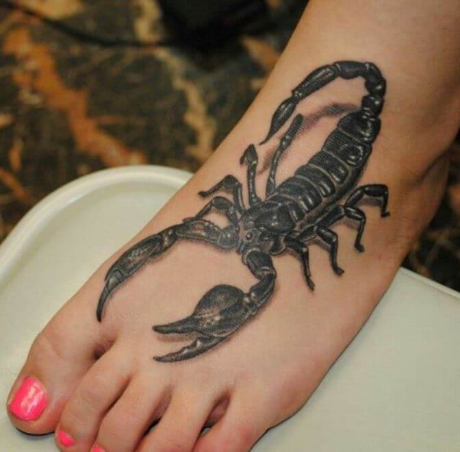 Tatuajes de escorpiones en el pie