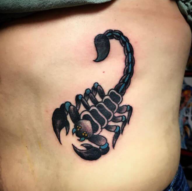 Tatuaje De Escorpión Tradicional