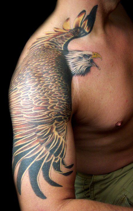 Tatuajes de espalda y hombros (9)