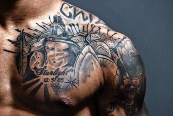 Ideas de tatuajes en el hombro para hombres (3)