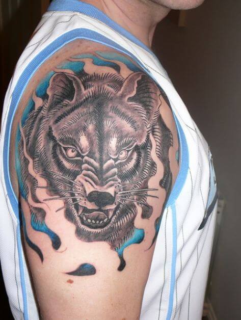 Tatuaje De Lobo Japonés