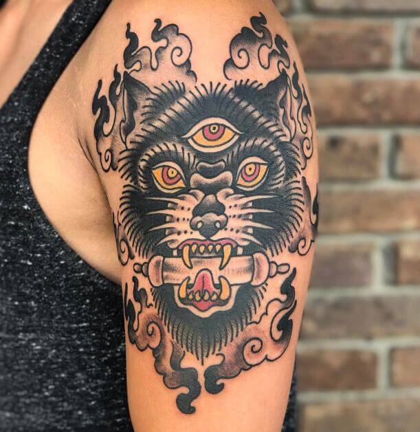 Tatuaje De Lobo Tradicional