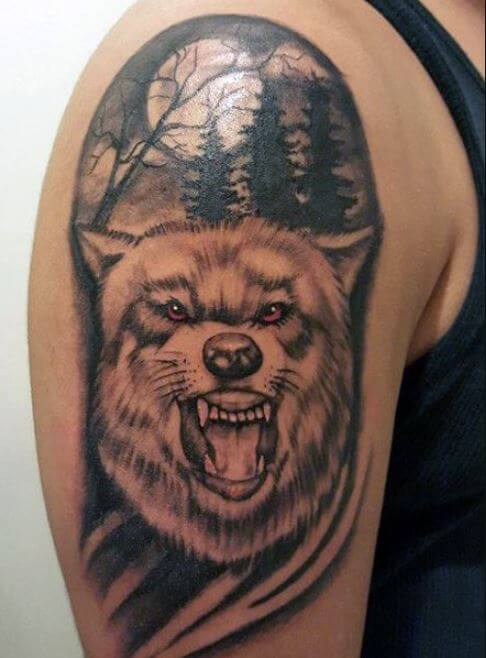 Tatuaje de árbol de lobo (1)