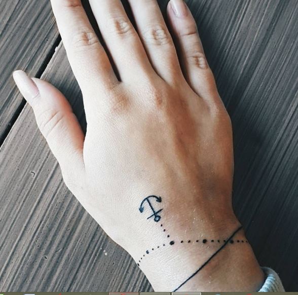 Diseño de tatuajes de pulsera de ancla para niñas