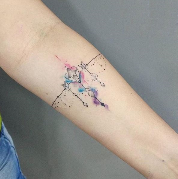 Diseños e ideas de tatuajes de pulsera de color de agua