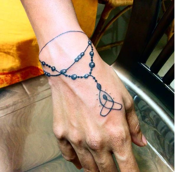 Últimos diseños e ideas de tatuajes de pulsera