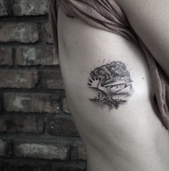 Ideas de tatuajes de paisajes para mujeres