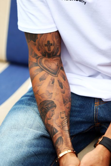 Tatuaje De Lirio Tigre