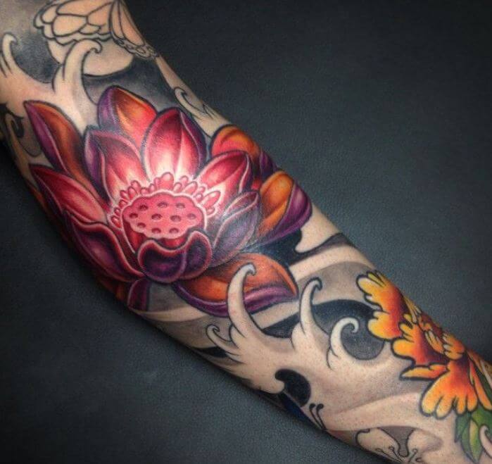 Tatuaje De Flor De Loto Japonesa