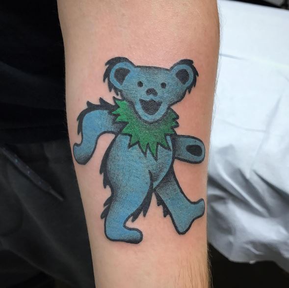 Diseño e ideas de tatuajes de oso de color de agua