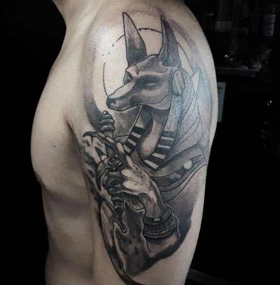 Tatuaje Anubis 15