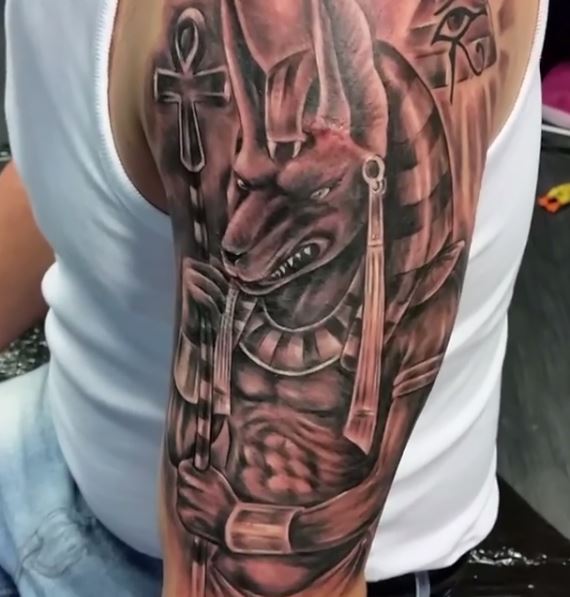 Tatuaje Anubis 14