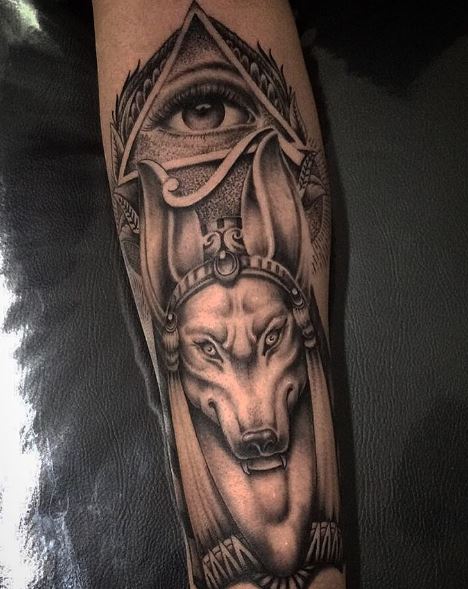 Tatuaje Anubis 31