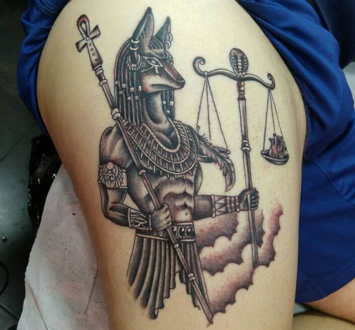 Tatuaje De Escamas De Anubis