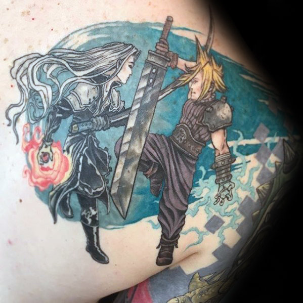 Tatuajes en el hombro con temática de Final Fantasy para hombres