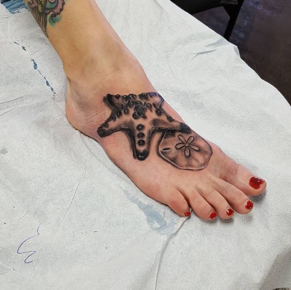 Tatuaje en el pie 43