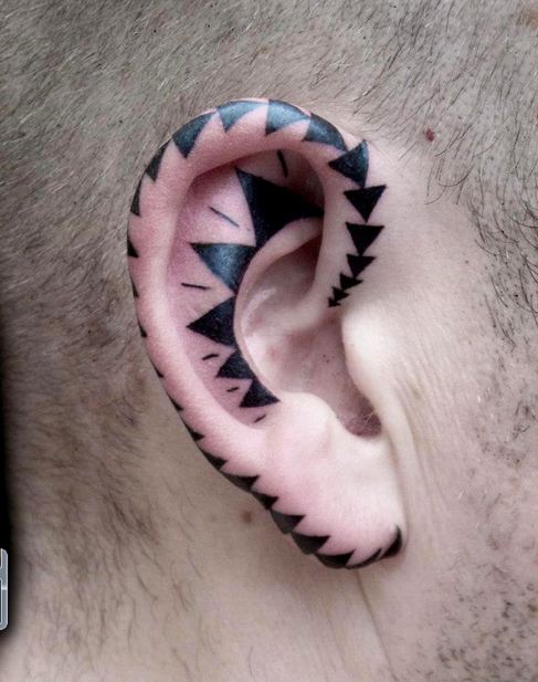 Tatuajes En La Oreja