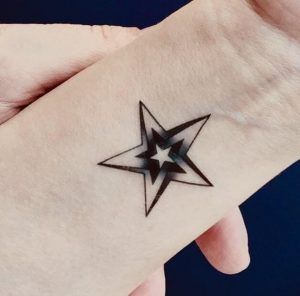 tatuajes de estrellas oscuras