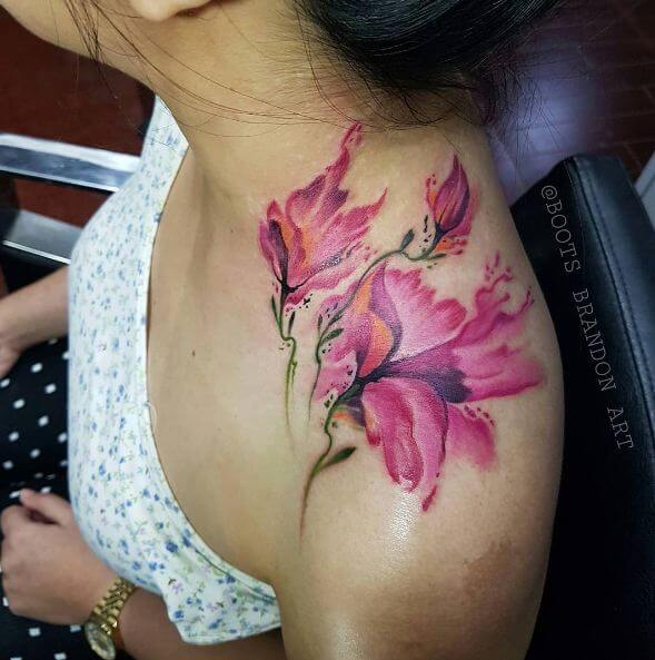 Tatuajes De Flores De Acuarela En El Hombro